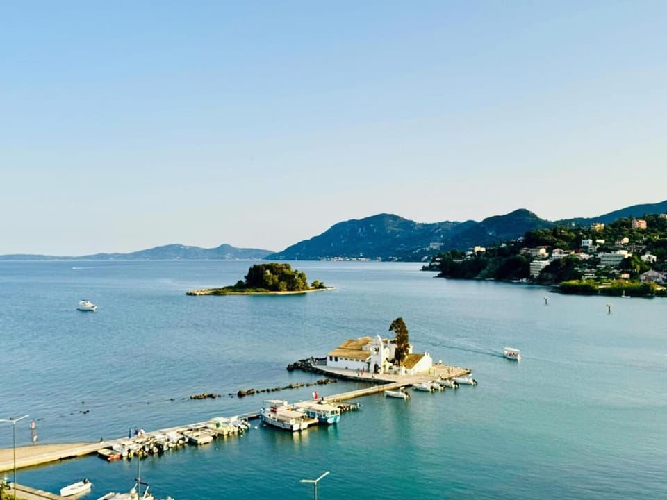 Ilianas R&F Luxury home Apartment in Corfu, Greece