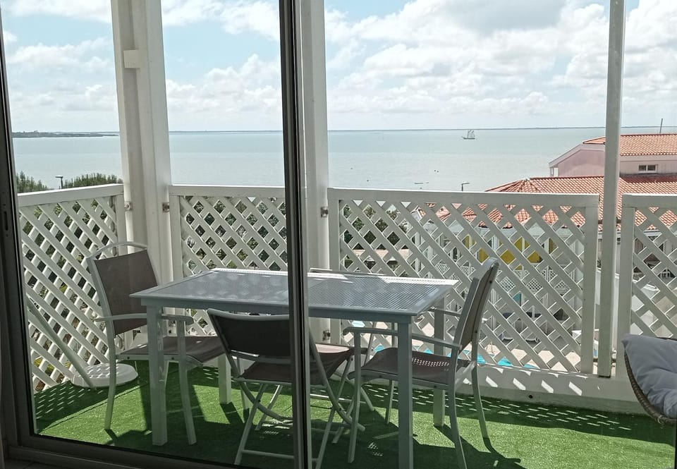Les Terrasses de Fort Boyard Apartment in Fouras