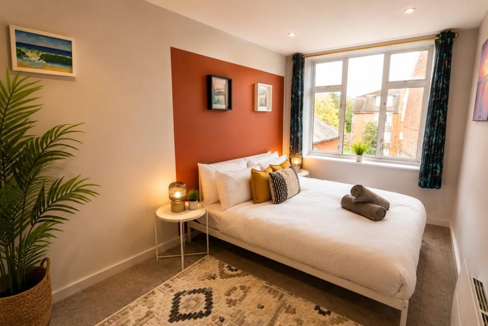 Bournemouth Gem - Ideal Families & Groups! Near Beach & Town Apartment in Poole