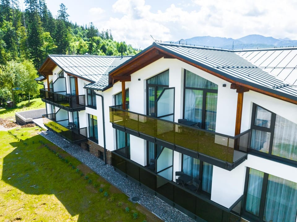 Property building, Natural landscape, View (from property/room), Balcony/Terrace