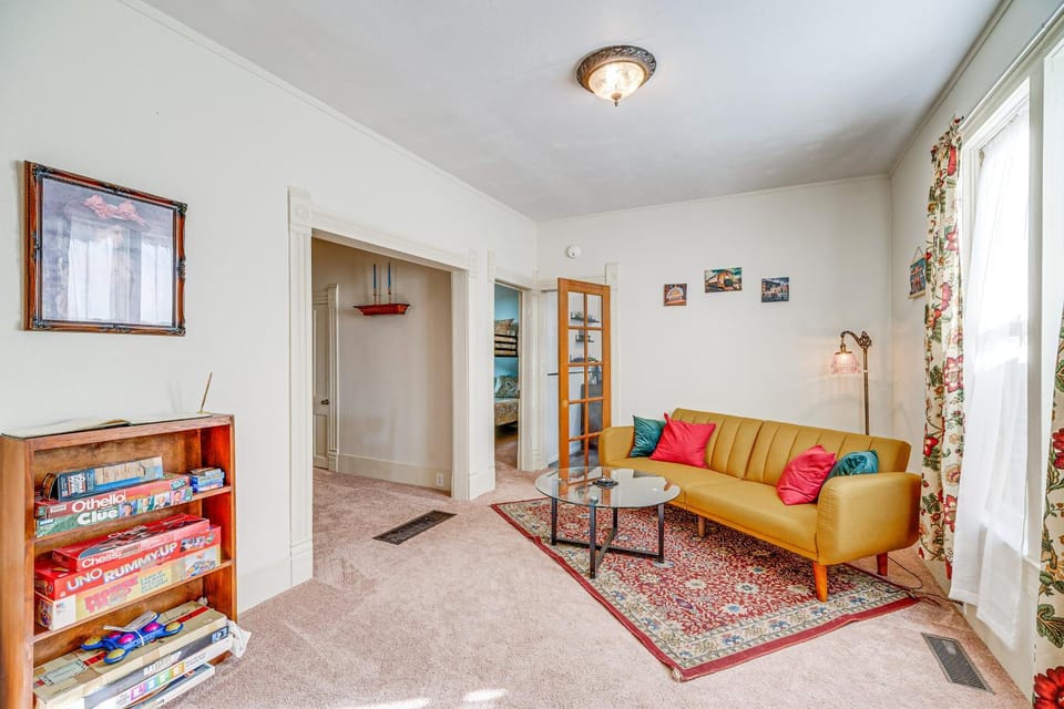 Close to Casinos + Trails: Historic Victor Cottage House in Victor