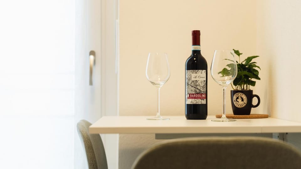 Food and drinks, Drinks, Alcoholic drinks, kitchen