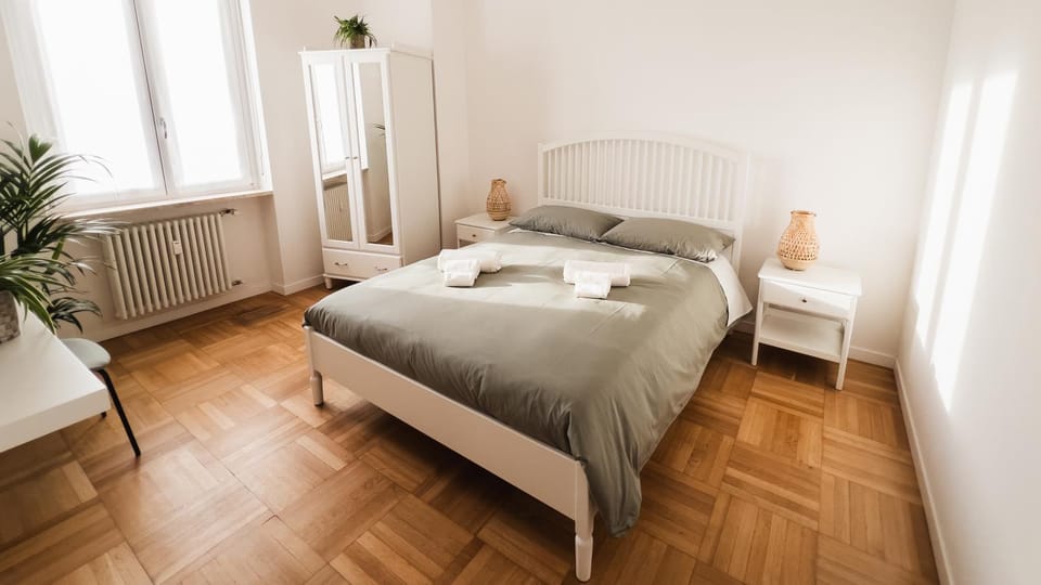 TV and multimedia, Bedroom, wardrobe