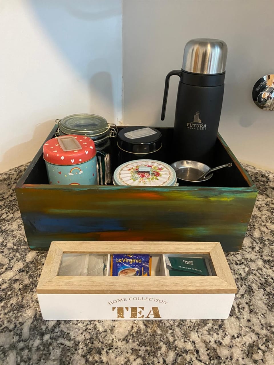 Coffee/tea facilities