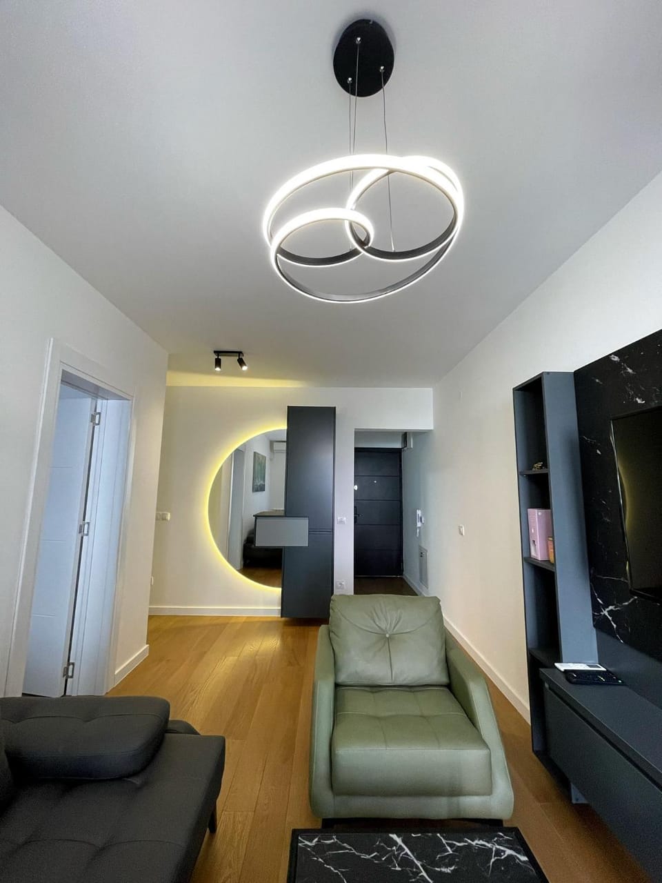 Communal lounge/ TV room, TV and multimedia, Living room, Seating area, Evening entertainment
