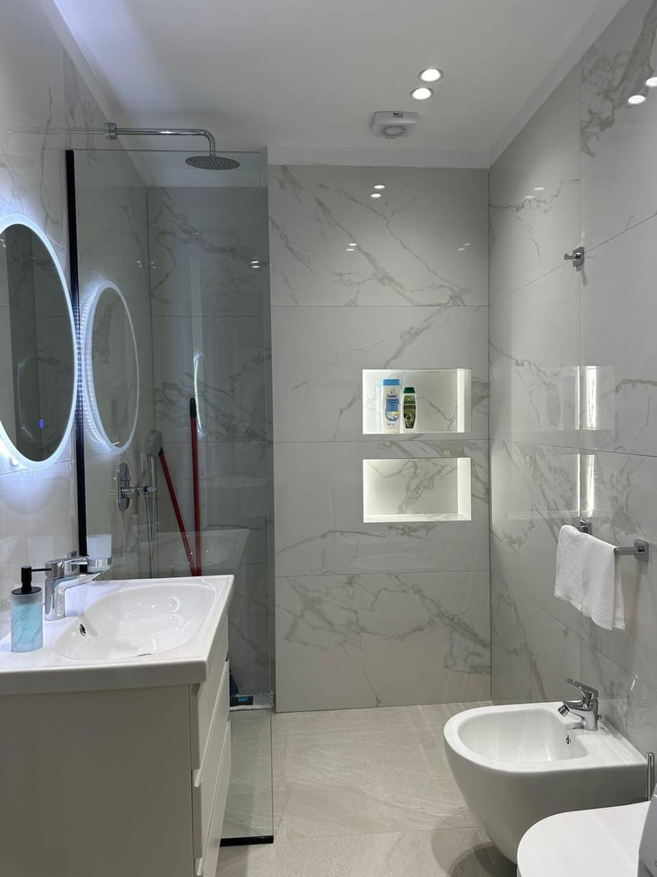 Shower, Toilet, Bathroom