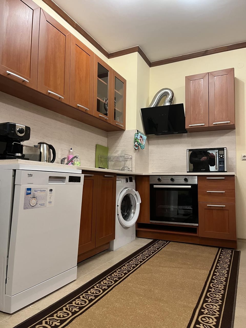 Coffee/tea facilities, Kitchen or kitchenette, dishwasher, minibar, pet friendly, stove, toaster, washing machine