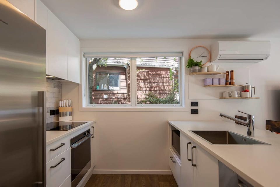 Hillside Villa 2- Walk To Town- AC- Free Parking Apartment in Queenstown