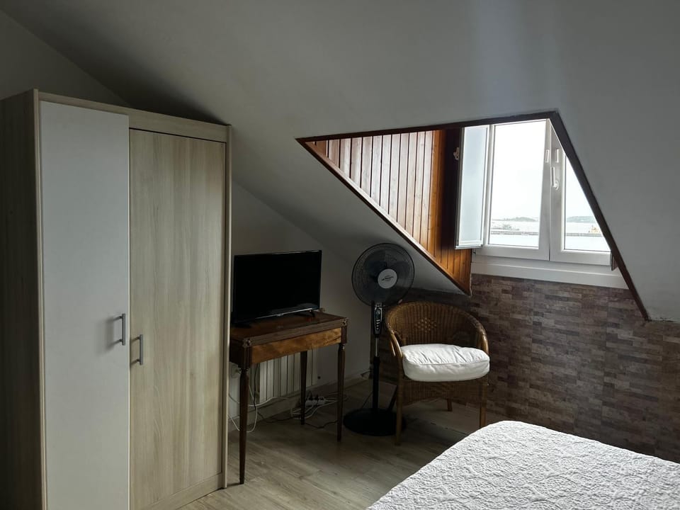 Bedroom, Sea view