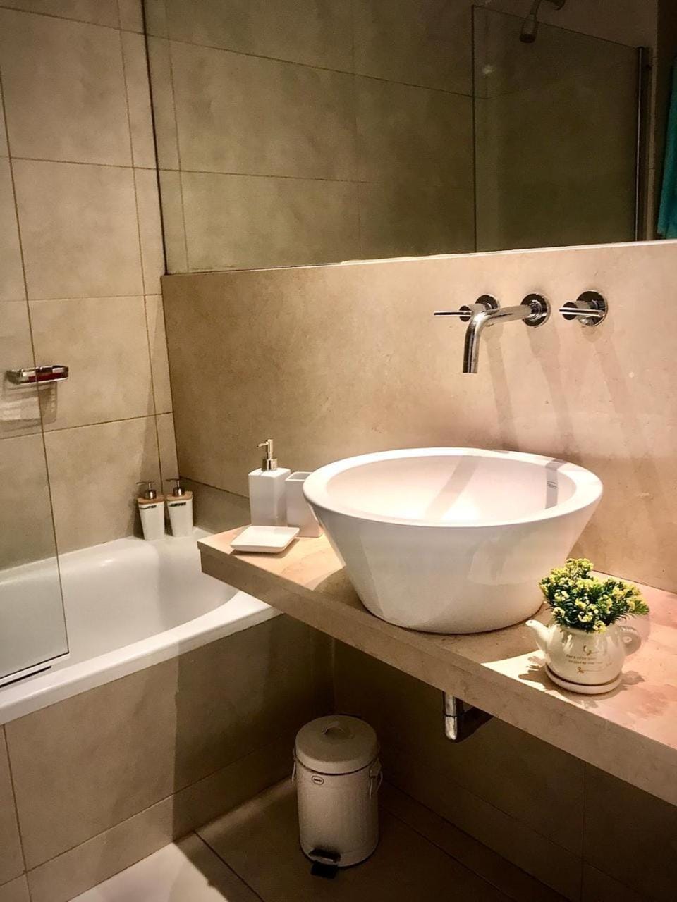 Shower, Bathroom, Bath, towels