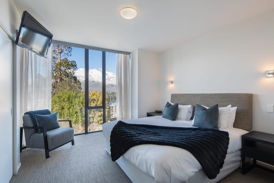 Villa Pukak-i Gas Fire- Free Parking- Lake Views Apartment in Queenstown