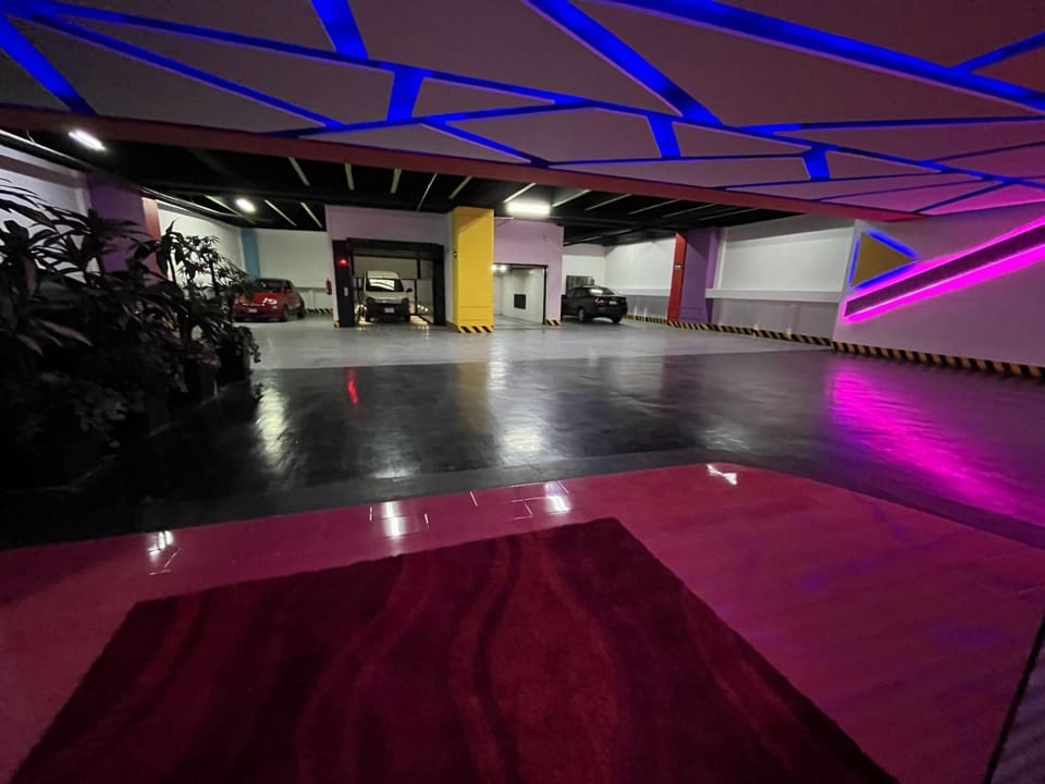 Lobby or reception, Parking