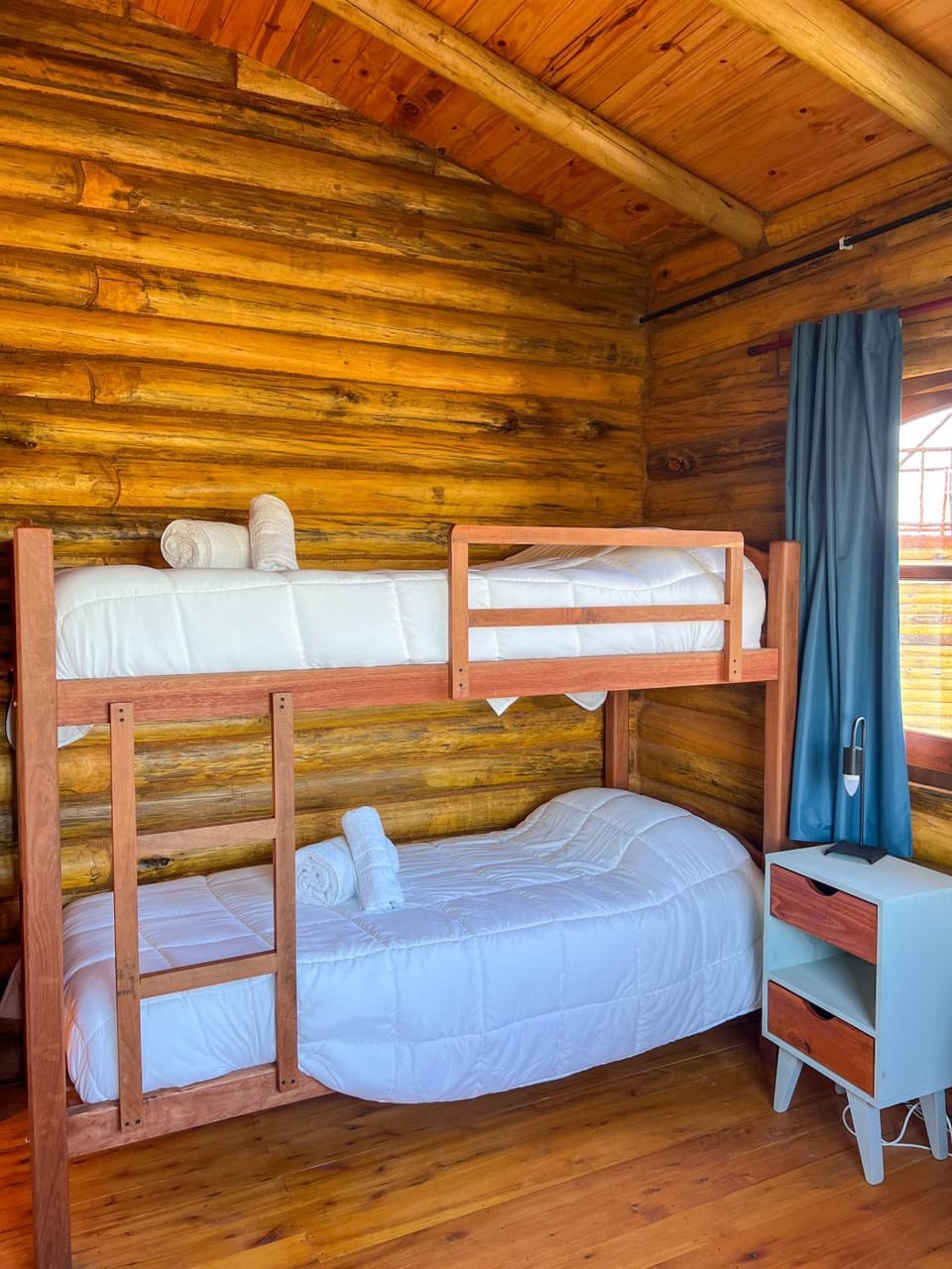 Bed, Bedroom, fireplace, towels