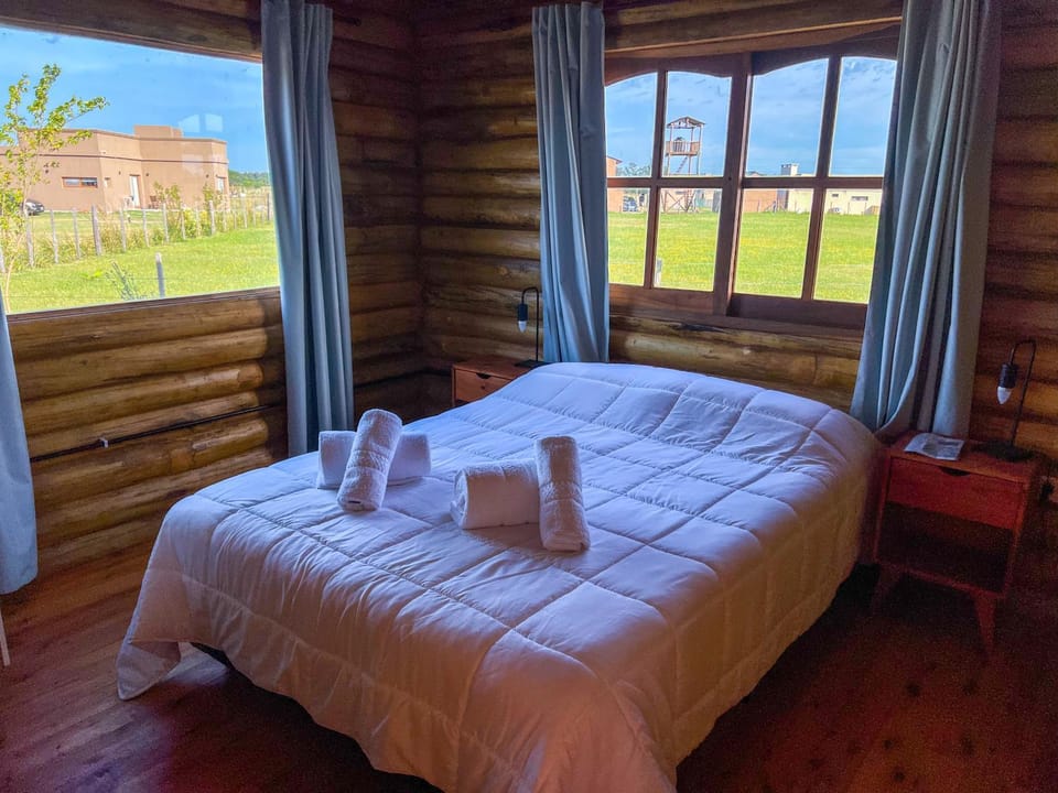 Bed, Decorative detail, Bedroom, fireplace, towels