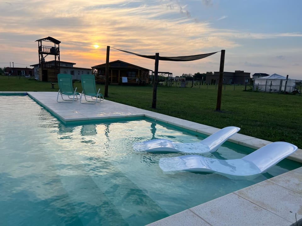 Balcony/Terrace, Swimming pool, Swimming pool, Sunset, sunbed