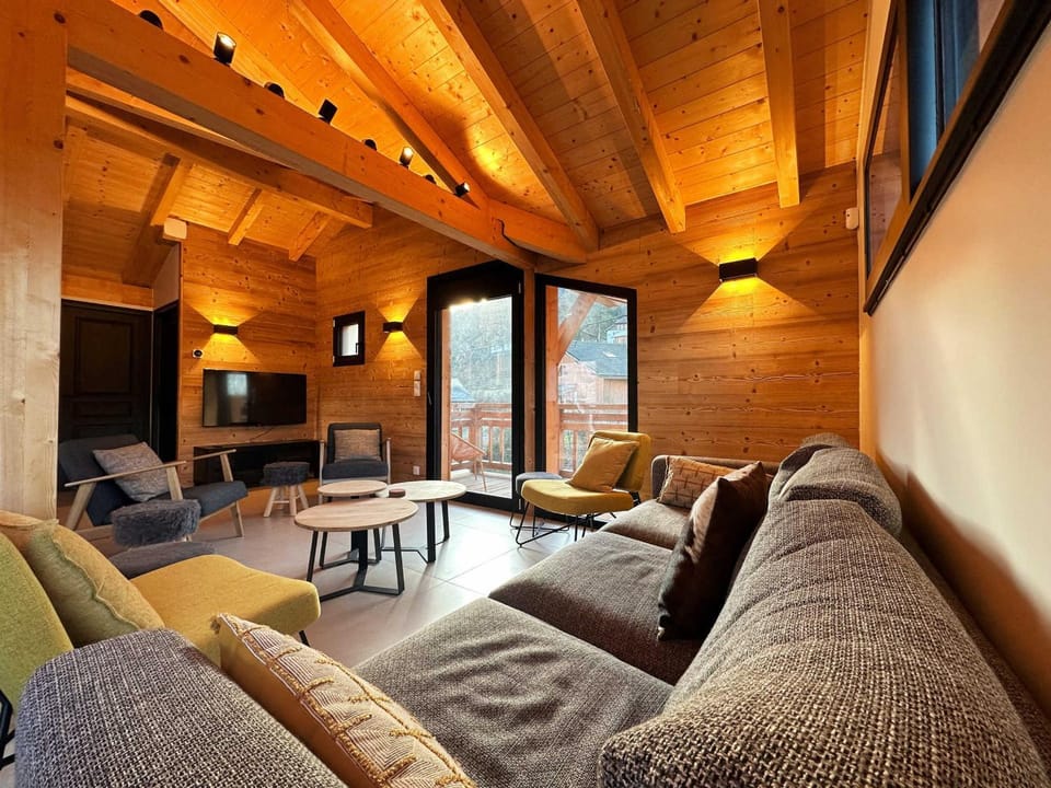 Magnifique appartement proche des télécabines - FR-1-624-156 Cabin in Samoëns