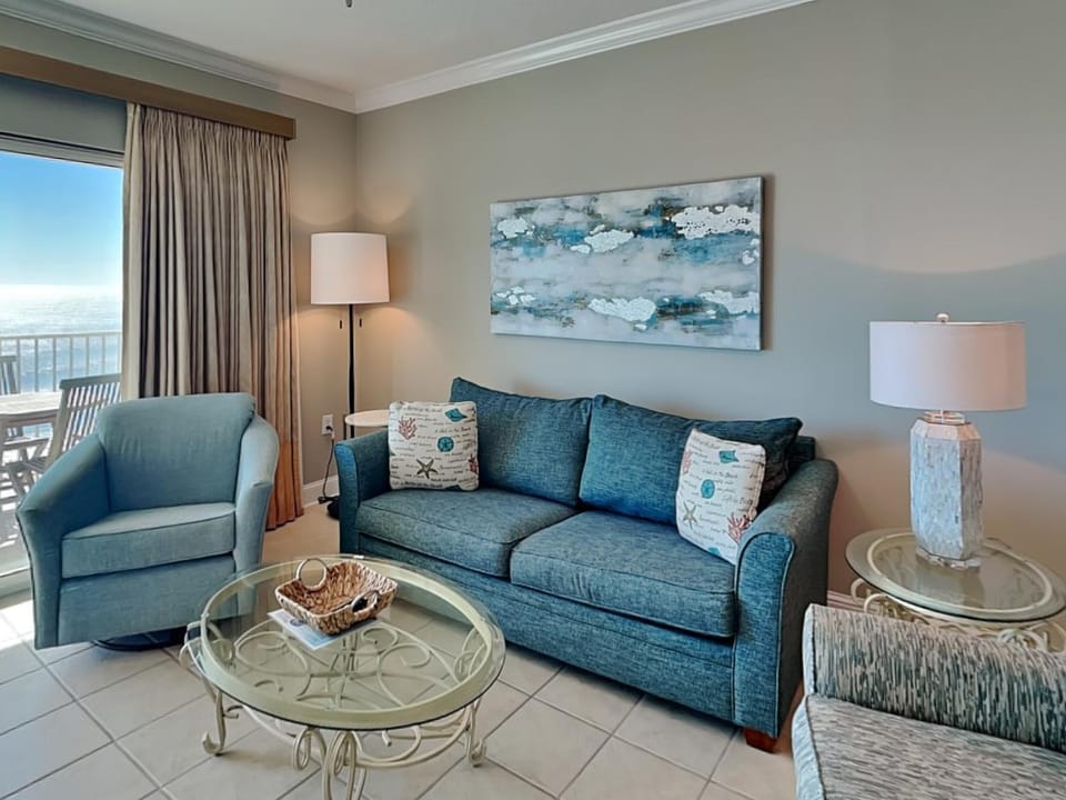 Balcony/Terrace, Living room, Seating area, Sea view, furniture