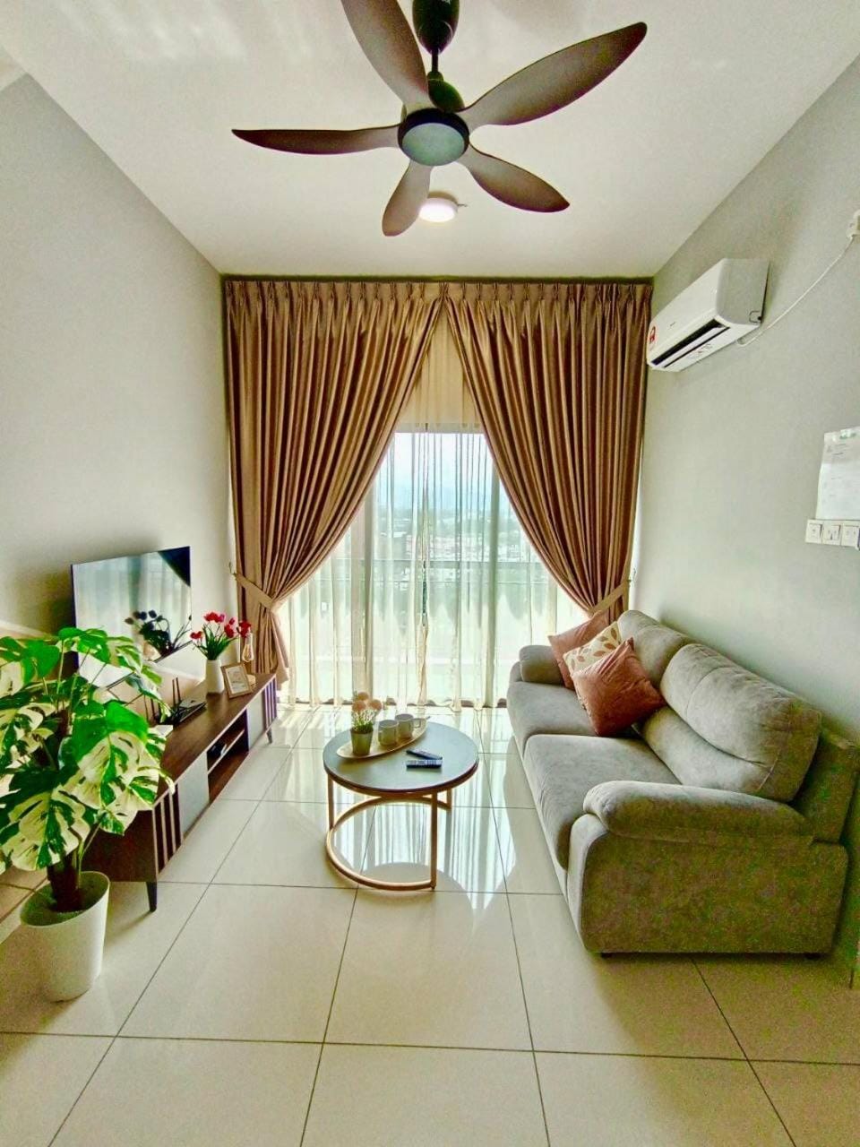 Emerald Sky Suites l The Horizon Ipoh l by Grab A Stay l 1-8pax Apartment in Ipoh