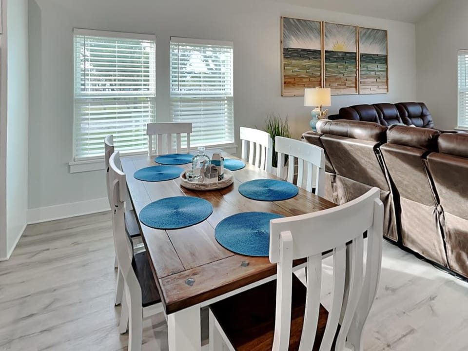 Living room, Seating area, Dining area, furniture