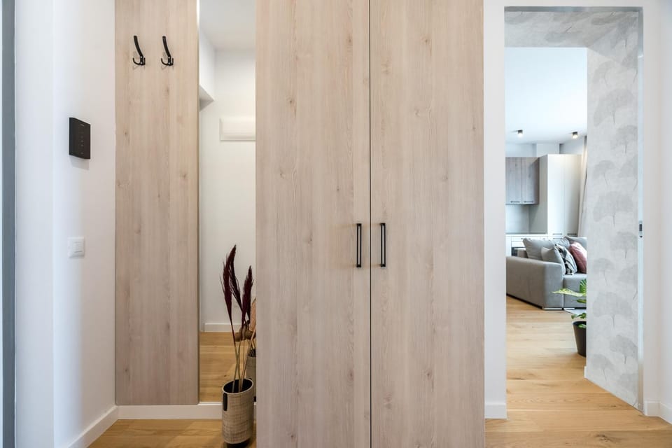 Cozy Business Area 1BR near Aviatiei Apartment in Bucharest