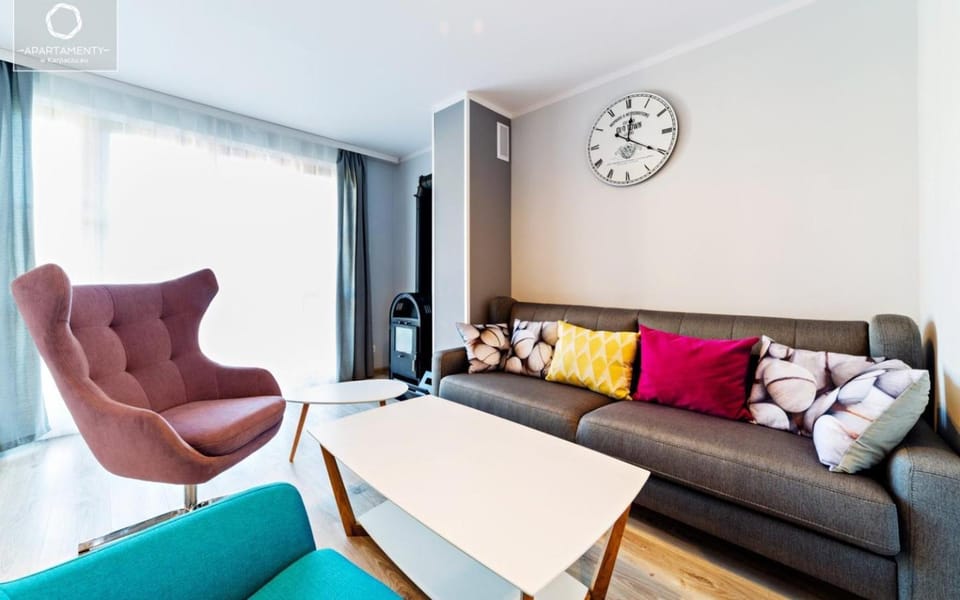 Living room, Seating area, fireplace