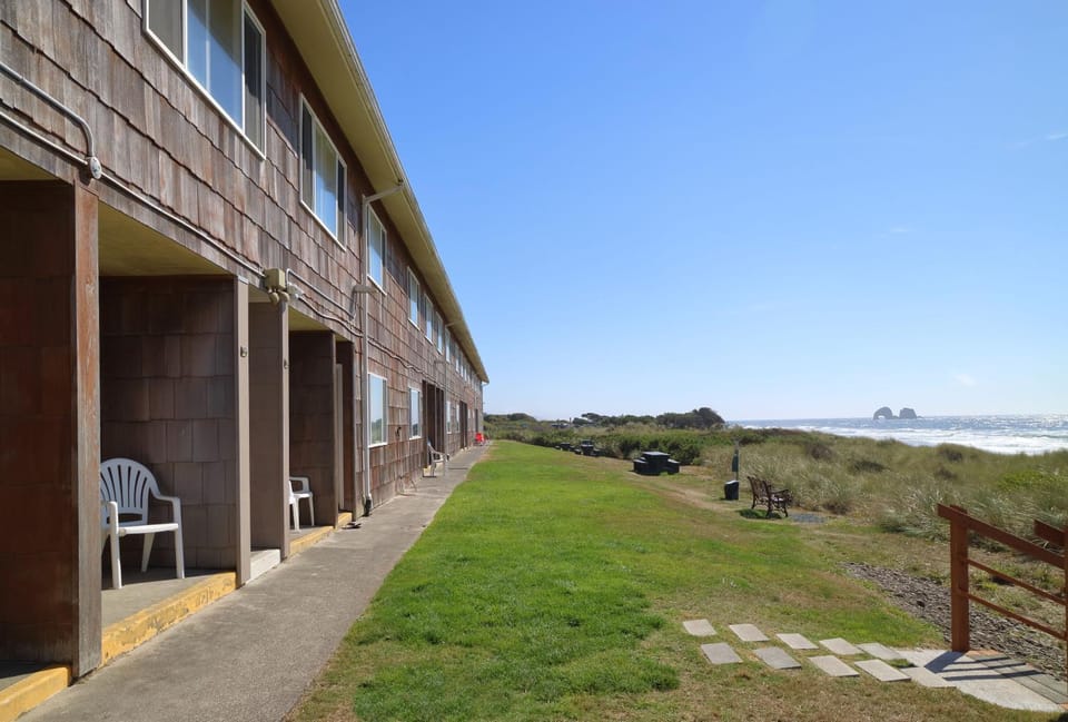Property building, Sea view