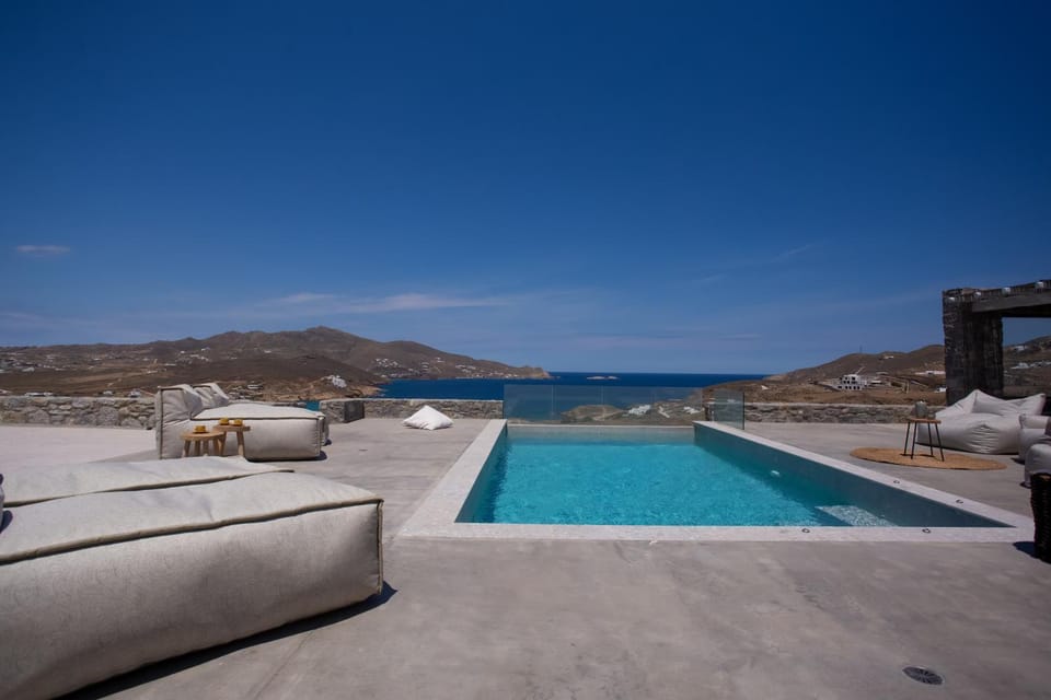 Day, Sea view, Swimming pool, sunbed
