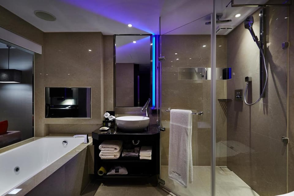 Toilet, Bathroom