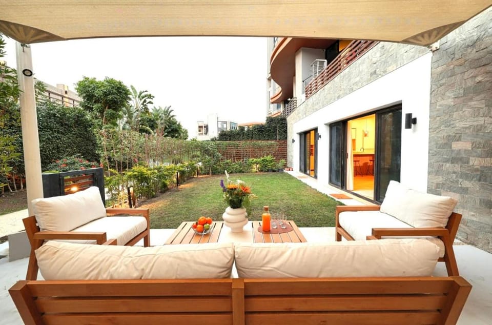 Day, Garden, Seating area, Garden view
