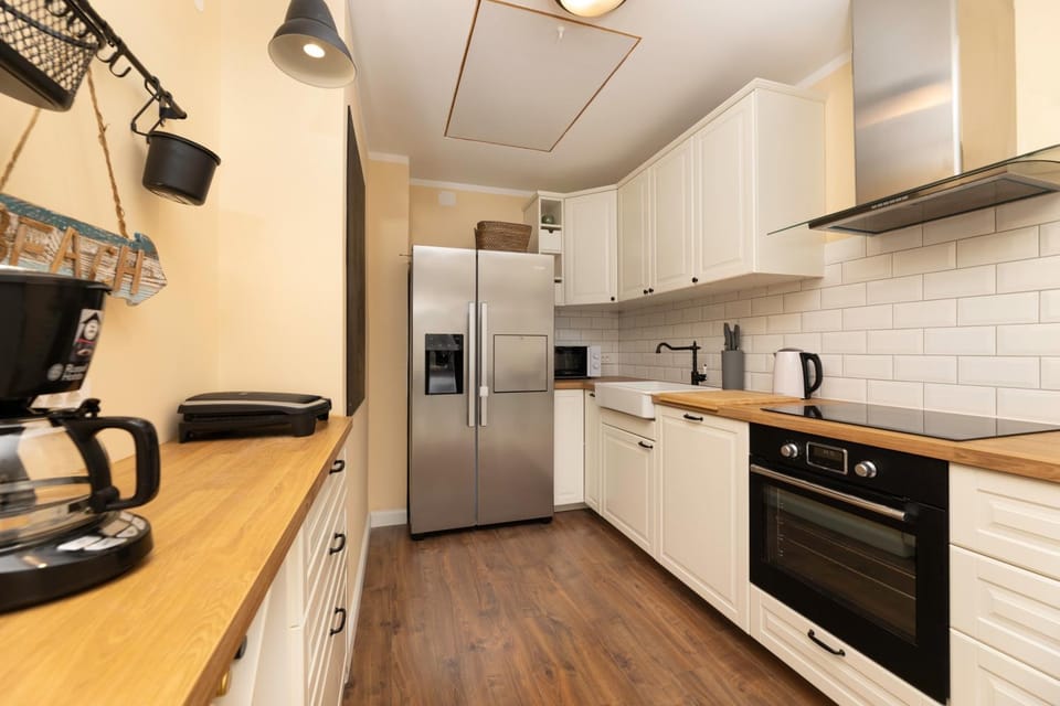 Coffee/tea facilities, Kitchen or kitchenette, minibar, pet friendly, stove, toaster