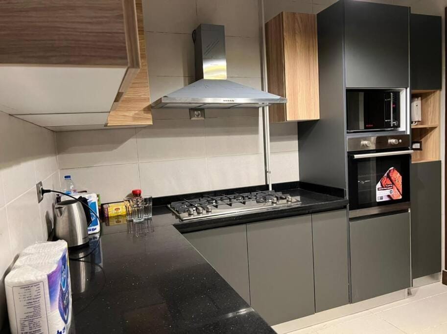 Lovely 2BR Apartment with Garden and Barbecue Area Apartment in New Cairo City