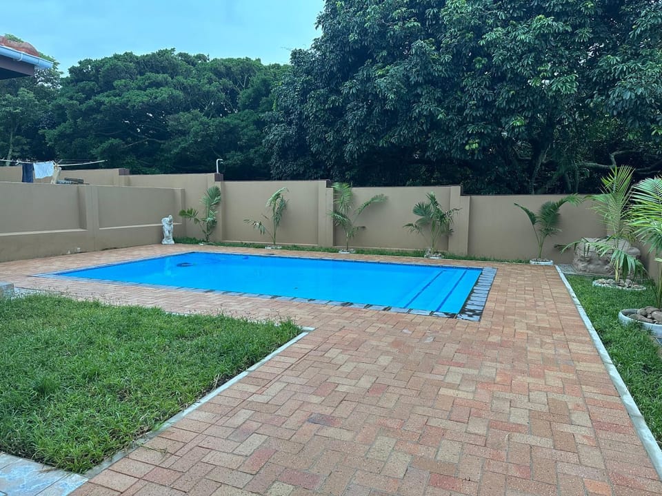 Six64 on Kingsway A4 Apartment Apartment in KwaZulu-Natal