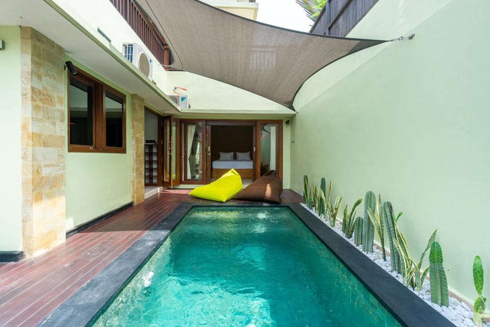 Day, Pool view, Swimming pool, Swimming pool, Sports, sunbed