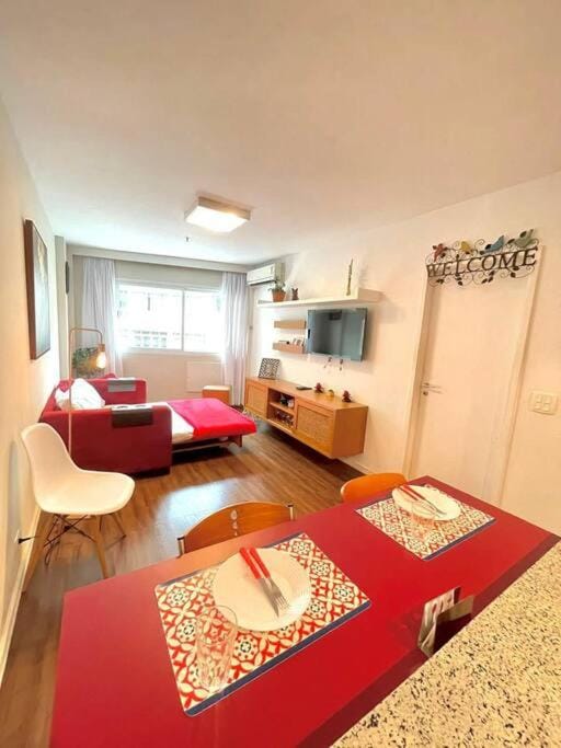 Communal lounge/ TV room, TV and multimedia, Living room