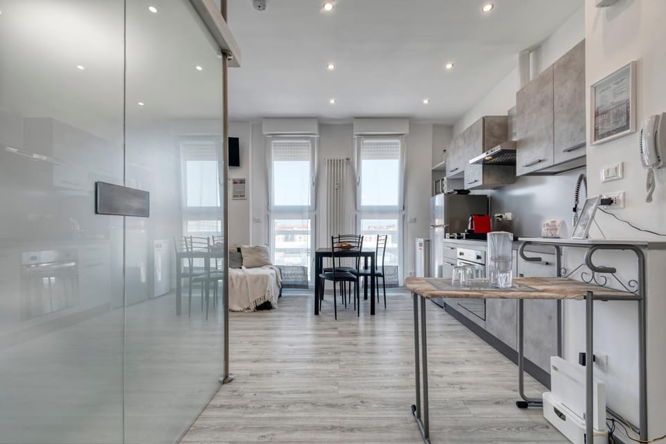Coffee/tea facilities, Kitchen or kitchenette, Dining area, heating, internet, oven, kitchen