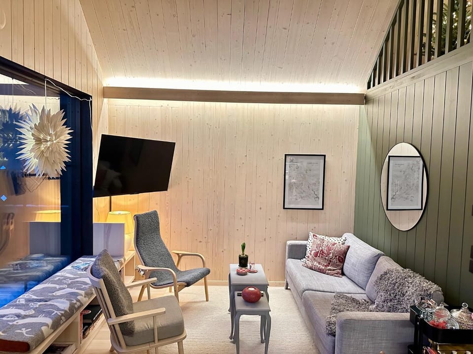 TV and multimedia, Living room, Seating area