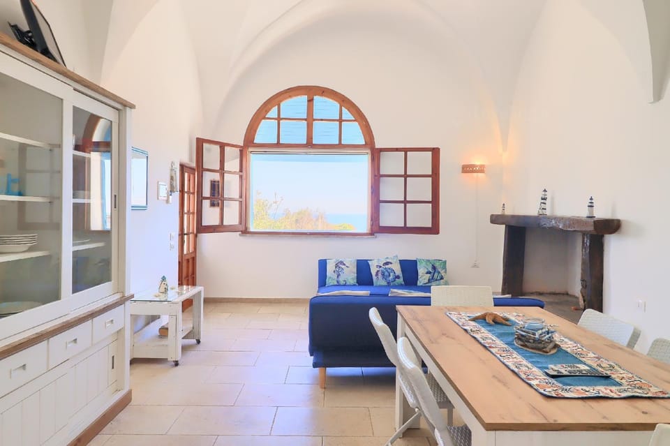 Living room, Sea view, flat iron