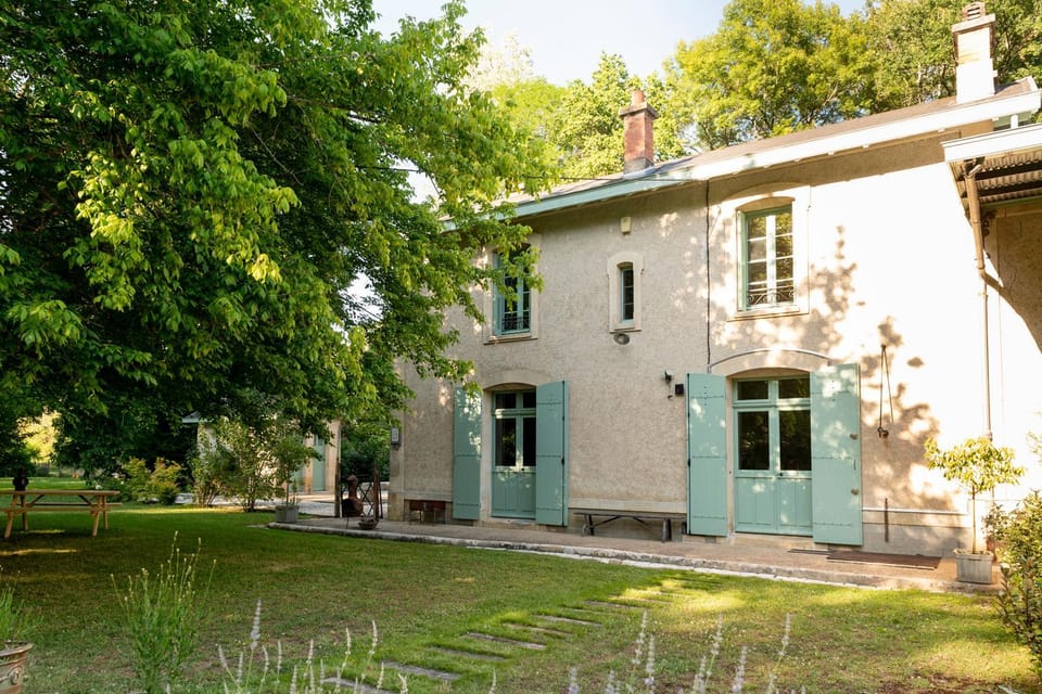 Property building, Natural landscape, Garden view