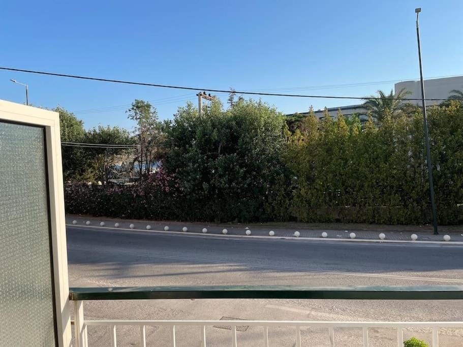 Lovely apartment 2’ walking from Anavyssos beach Apartment in Decentralized Administration of Attica