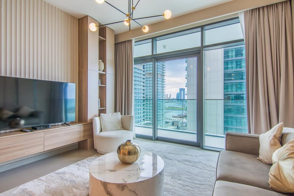 Communal lounge/ TV room, TV and multimedia, Living room, Seating area