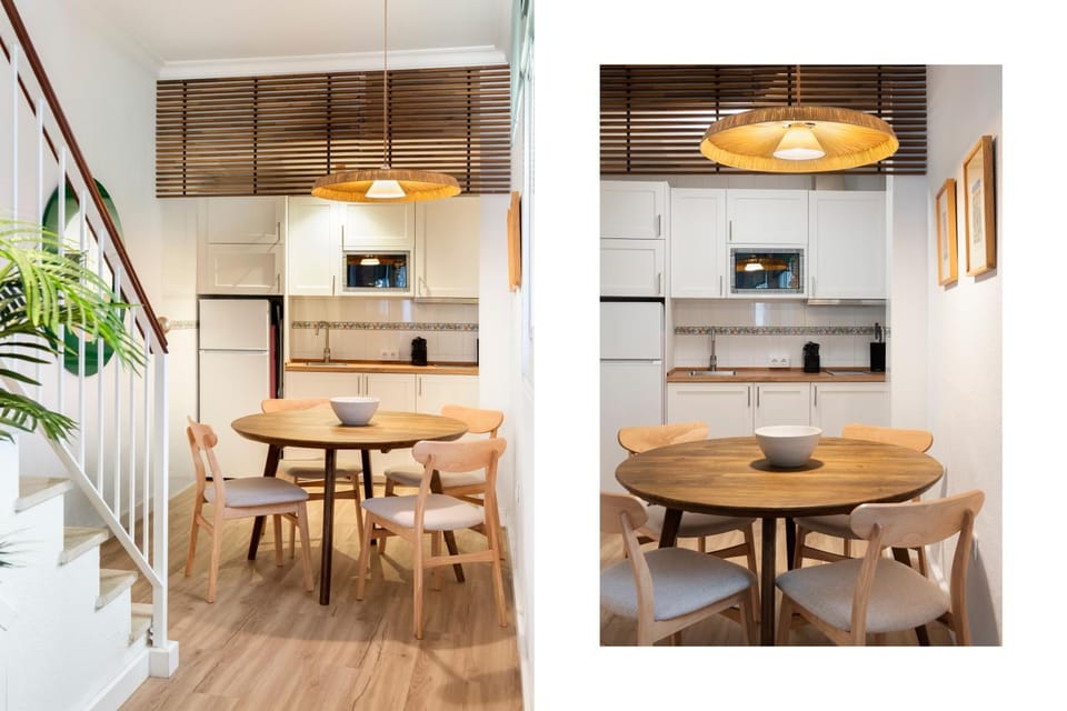 Kitchen or kitchenette, Living room, Seating area, Dining area, minibar, stove