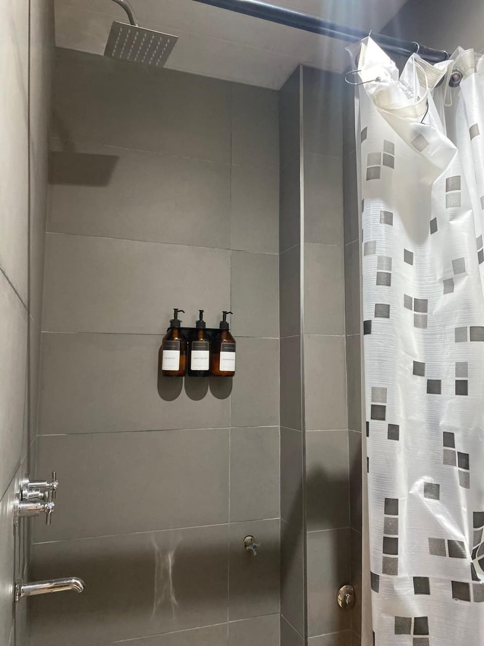 Shower, Bathroom, towels