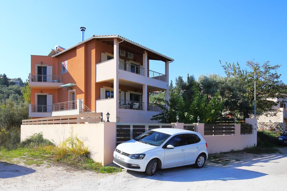 Property building, Day, Natural landscape, Parking