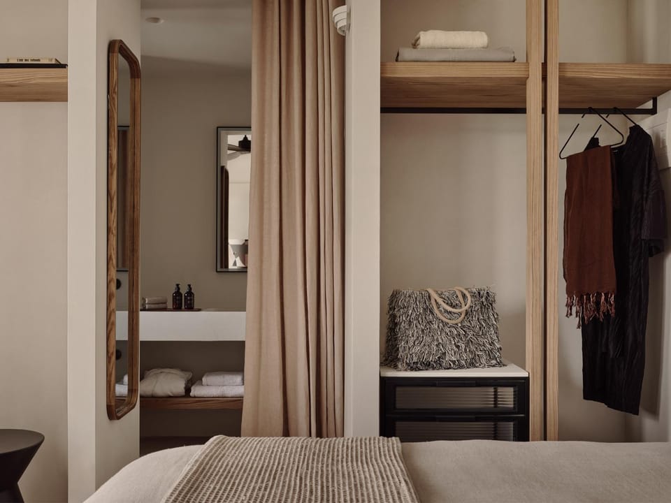 Bed, Bathroom, Bedroom