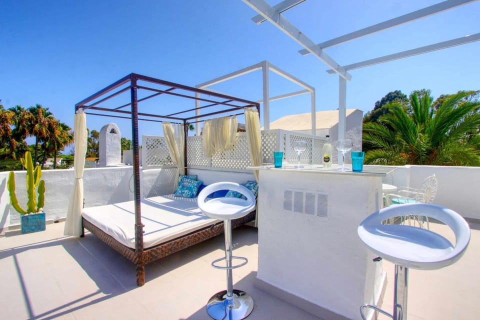 Bed, Balcony/Terrace, Balcony/Terrace, Lounge or bar, sunbed