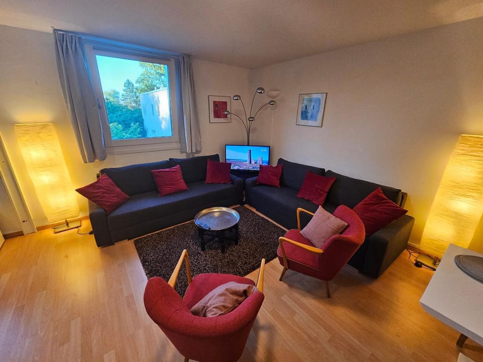 TV and multimedia, Living room, Seating area