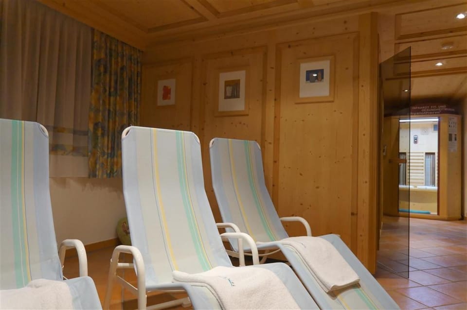 Solarium, Spa and wellness centre/facilities