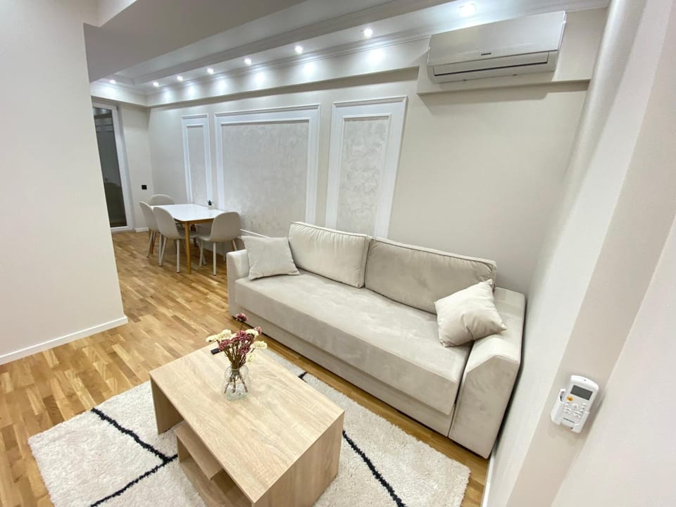 Bed, Living room, Seating area