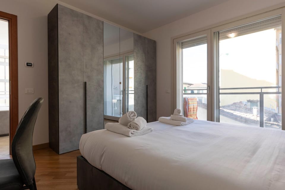 Bed, Photo of the whole room, Bedroom, wardrobe