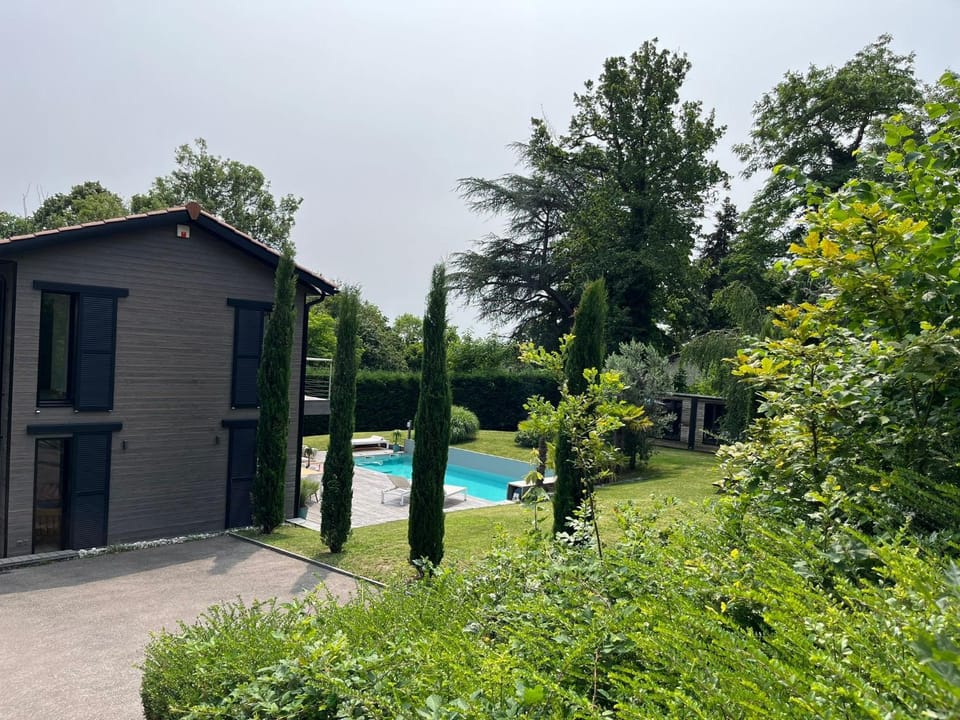 VILLA piscine à proximité de Lyon Villa in Auvergne-Rhône-Alpes
